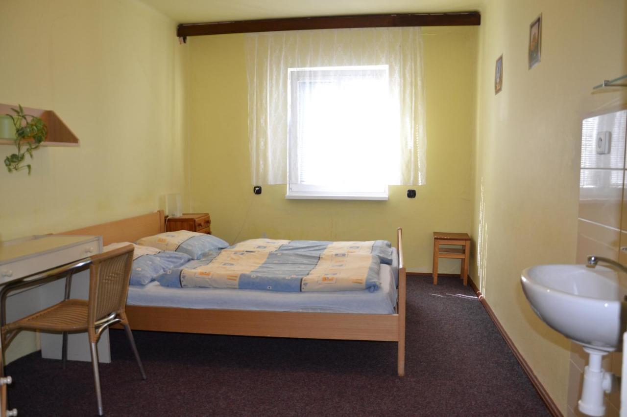 Hostel Fortuna Špindlerŭv Mlýn Стая снимка